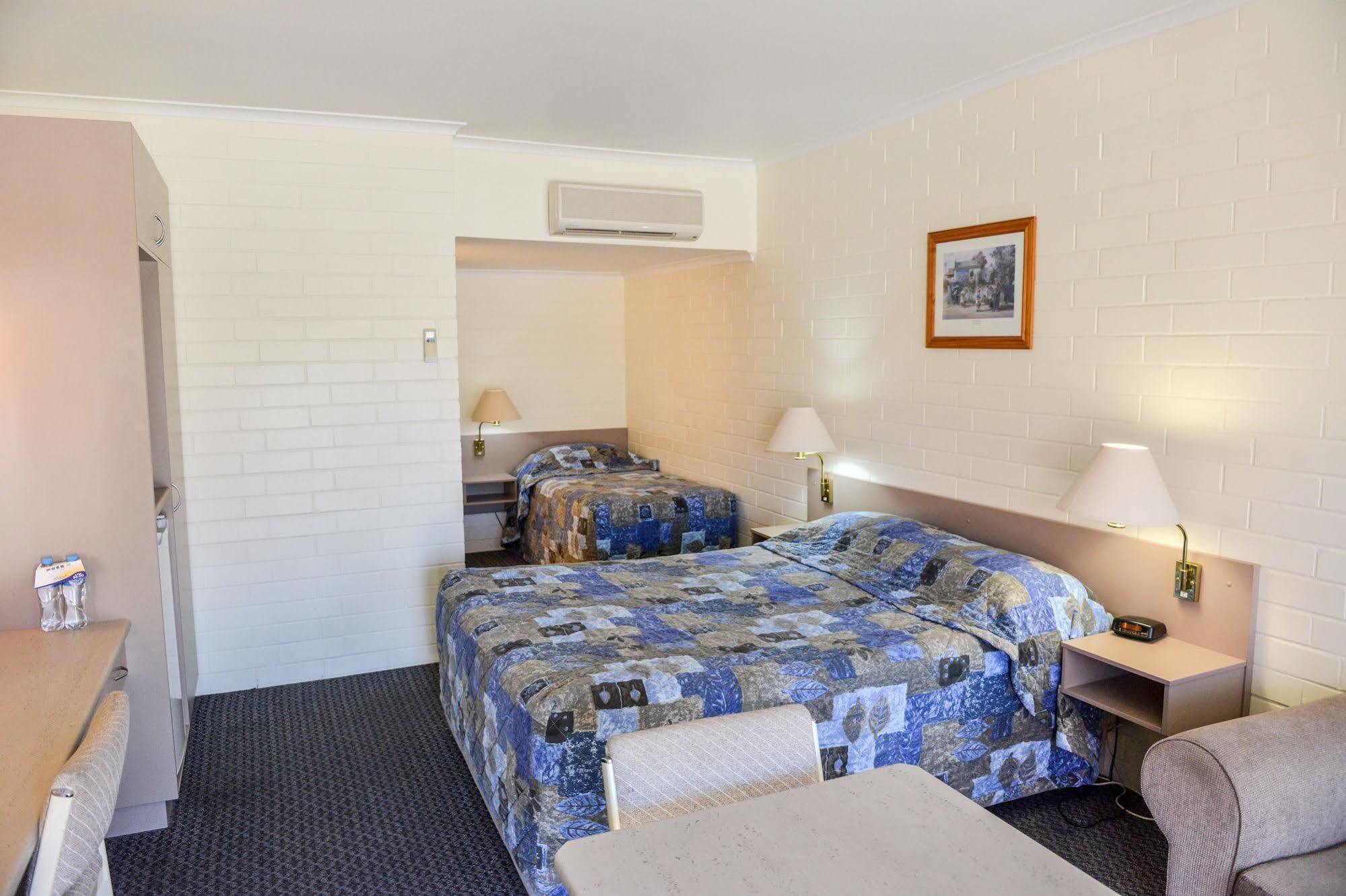 Pioneer Motel Goondiwindi Esterno foto