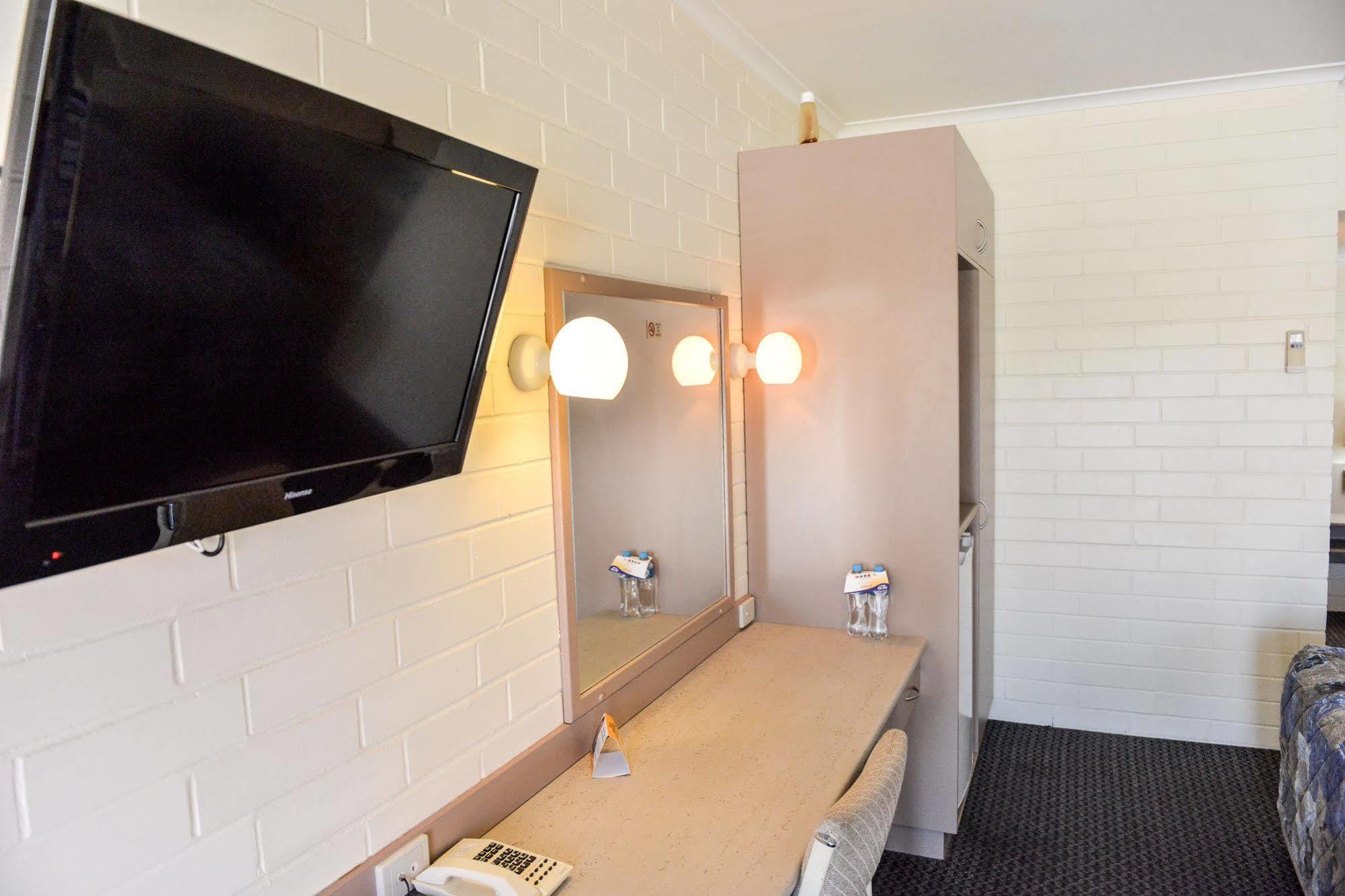 Pioneer Motel Goondiwindi Esterno foto